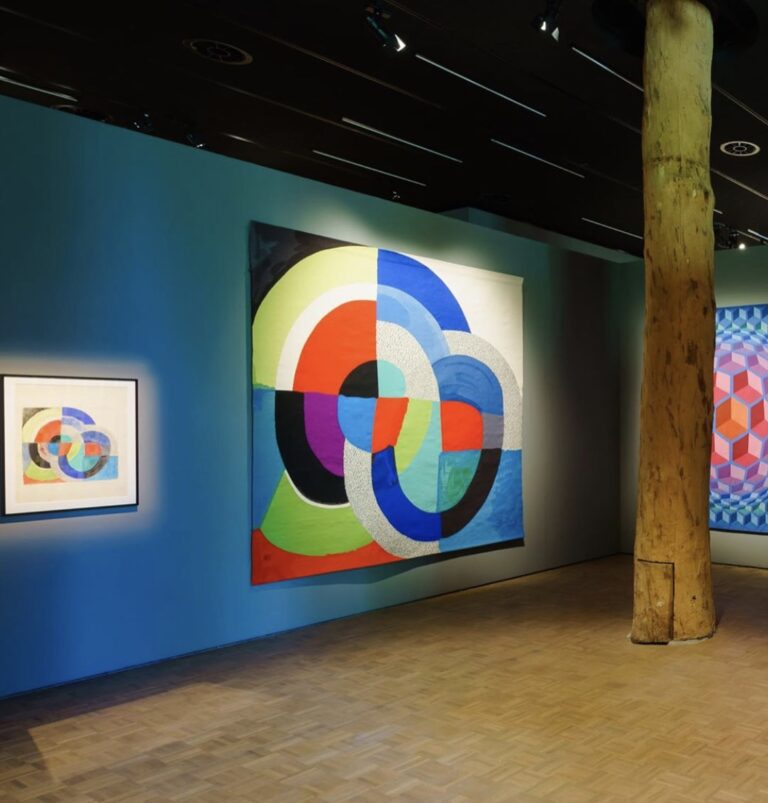 Sonia Delaunay Tapestries - Galerie Hadjer